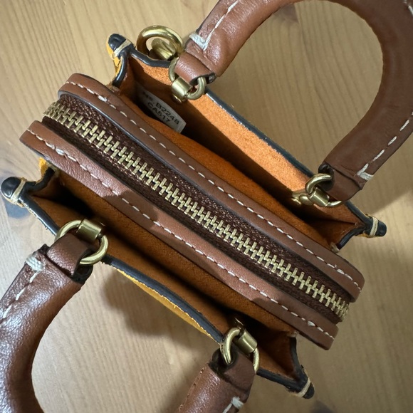 🥰 Coach Mini Rogue Bag Charm - Picture 6 of 7